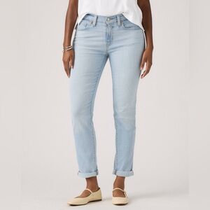 Boyfriend Jeans Relaxed Levi’s Mid Rise Women’s Jeans size 27 light Wash Indigo